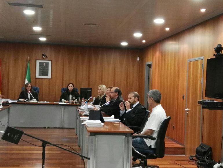 El condenado durante el juicio con jurado en Málaga 