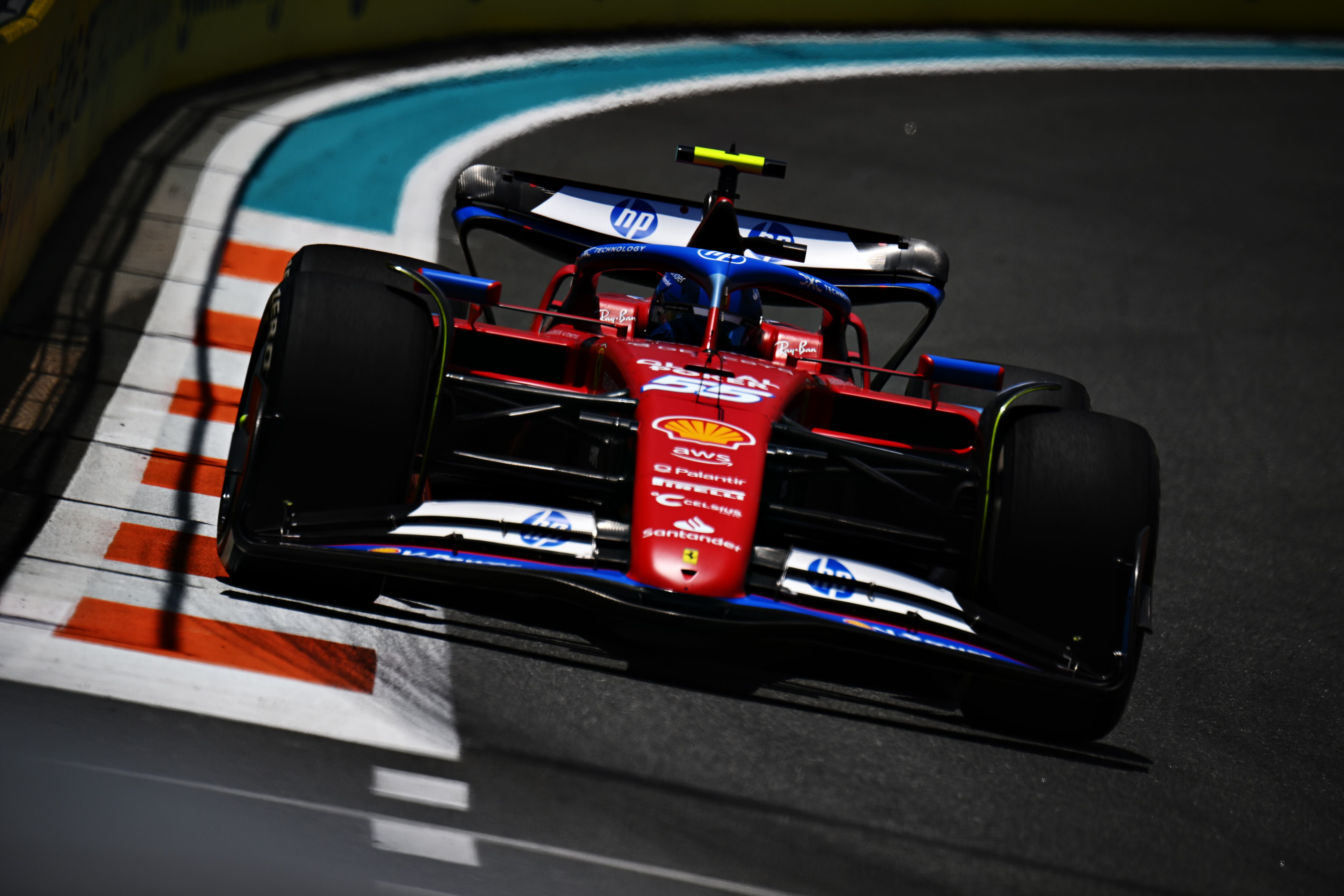 Carlos Sainz, durante los primeros libres del GP de Miami de Fórmula 1