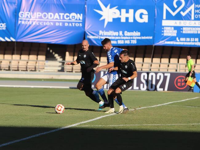 Imagen del partido entre el Xerez DFC y el Juventud Torremolinos