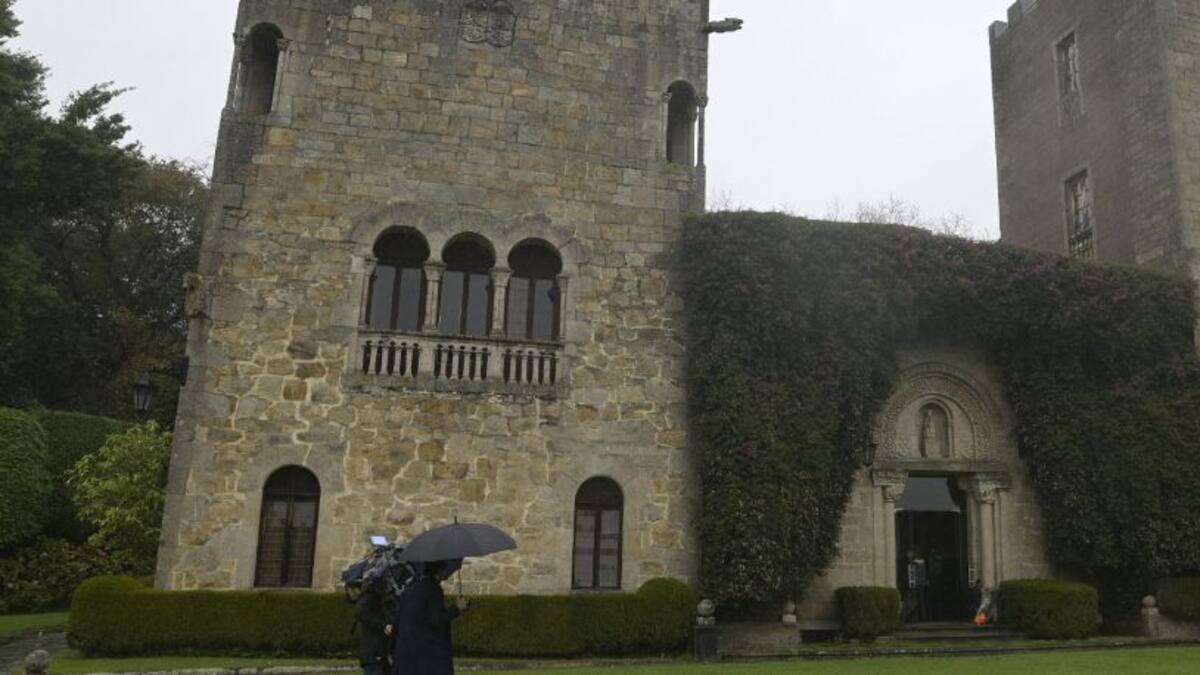 Román Rodríguez: "A Galicia e ó futuro interésanos máis falar das Torres de Dona Emilia que do Pazo de Franco"
