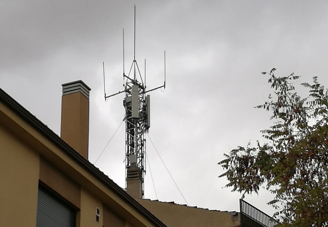 Imagen del centro de Telefónica en Segovia donde se ha instalado la primera antena 5G