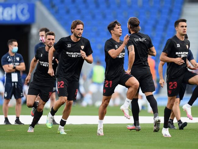 Varios jugadores del Sevilla, durante un entrenamiento