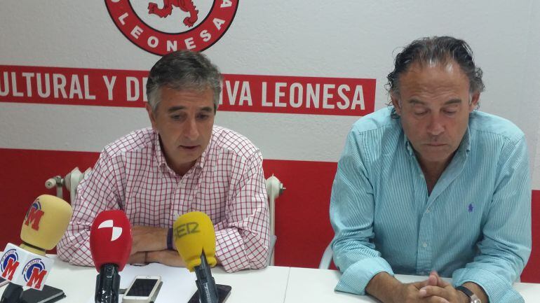 Juan Luis Diez y Felipe Llamazares comparecieron ante los medios