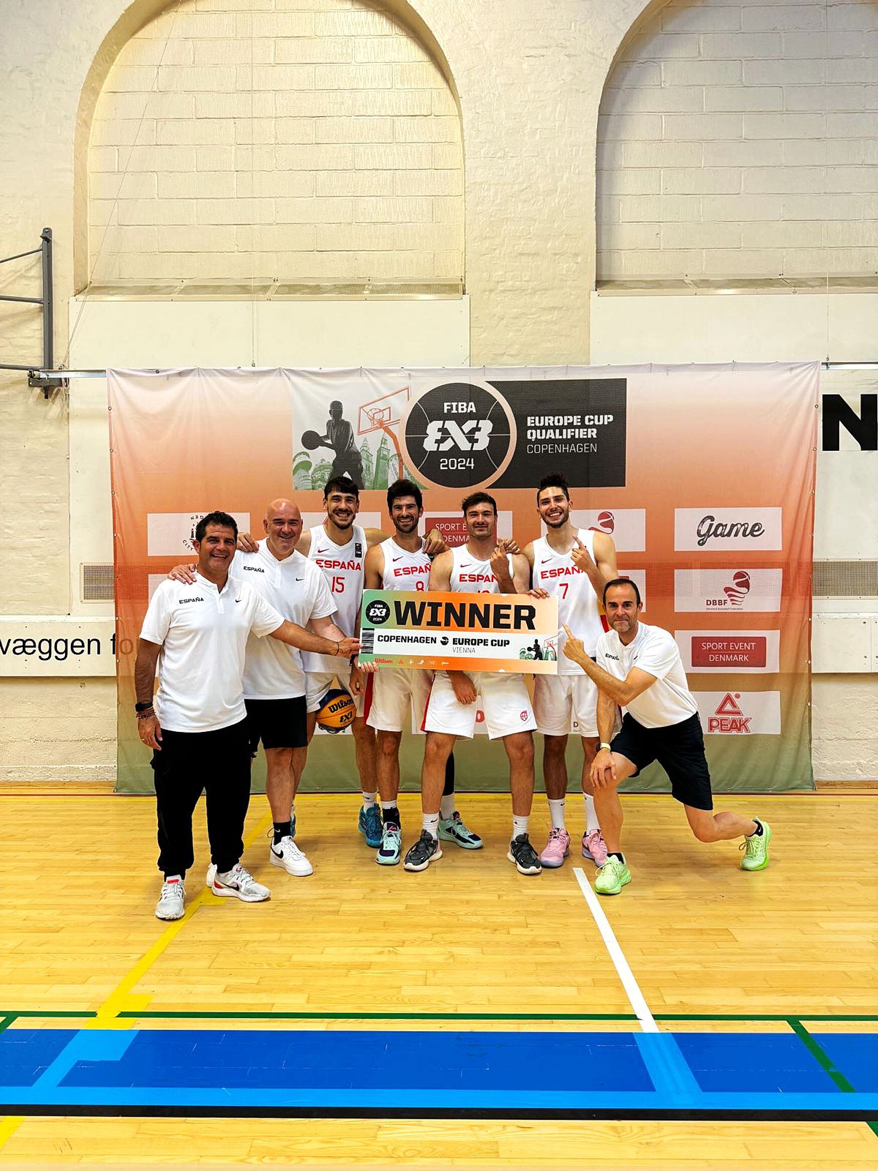 El entrenador mojonero con la Selección Española de 3x3.