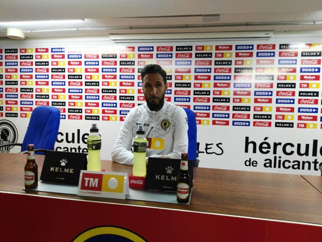 Lluís Planagumà en la sala de prensa del Rico Pérez