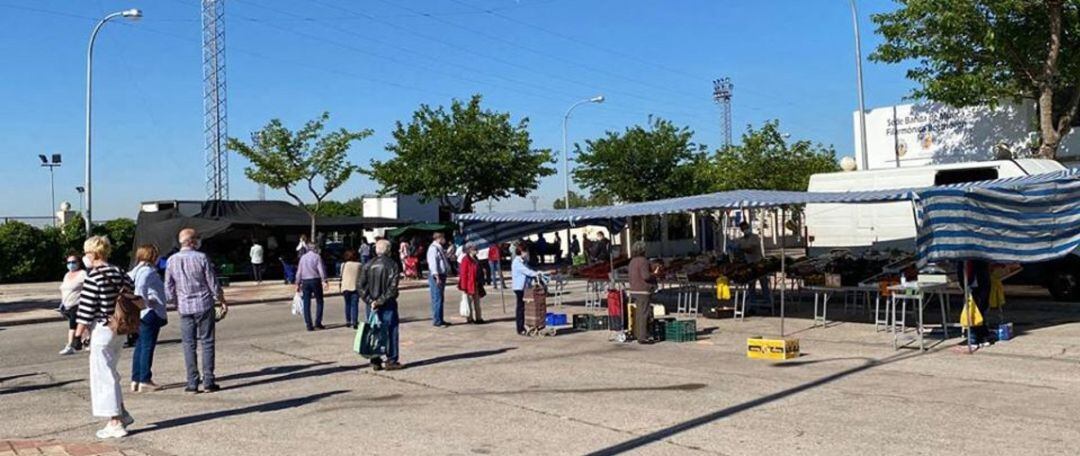 Imagen del mercadillo de Campo de Criptana, que volvió el martes 19 de mayo
