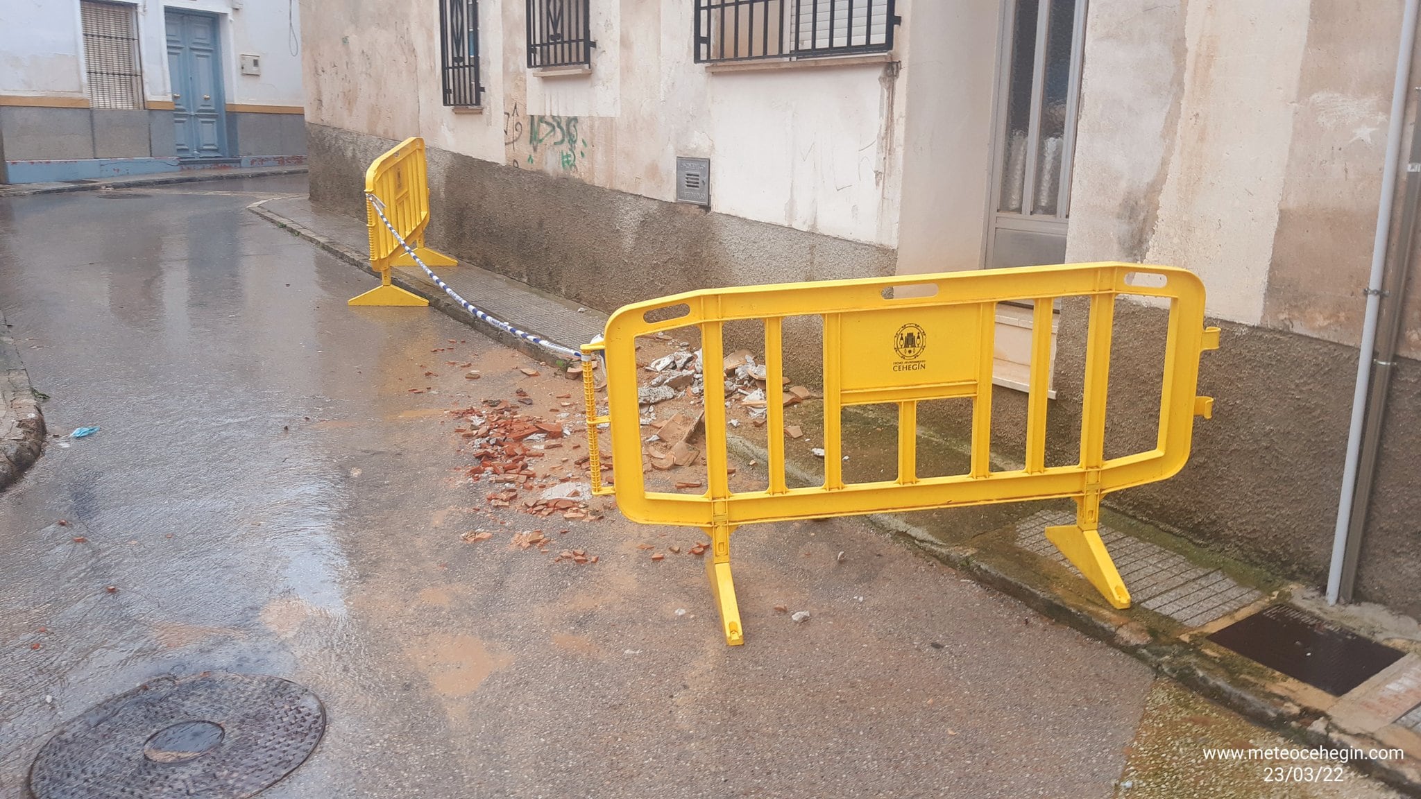 Desprendimientos causados por las lluvias en el casco urbano de Cehegín (Murcia)