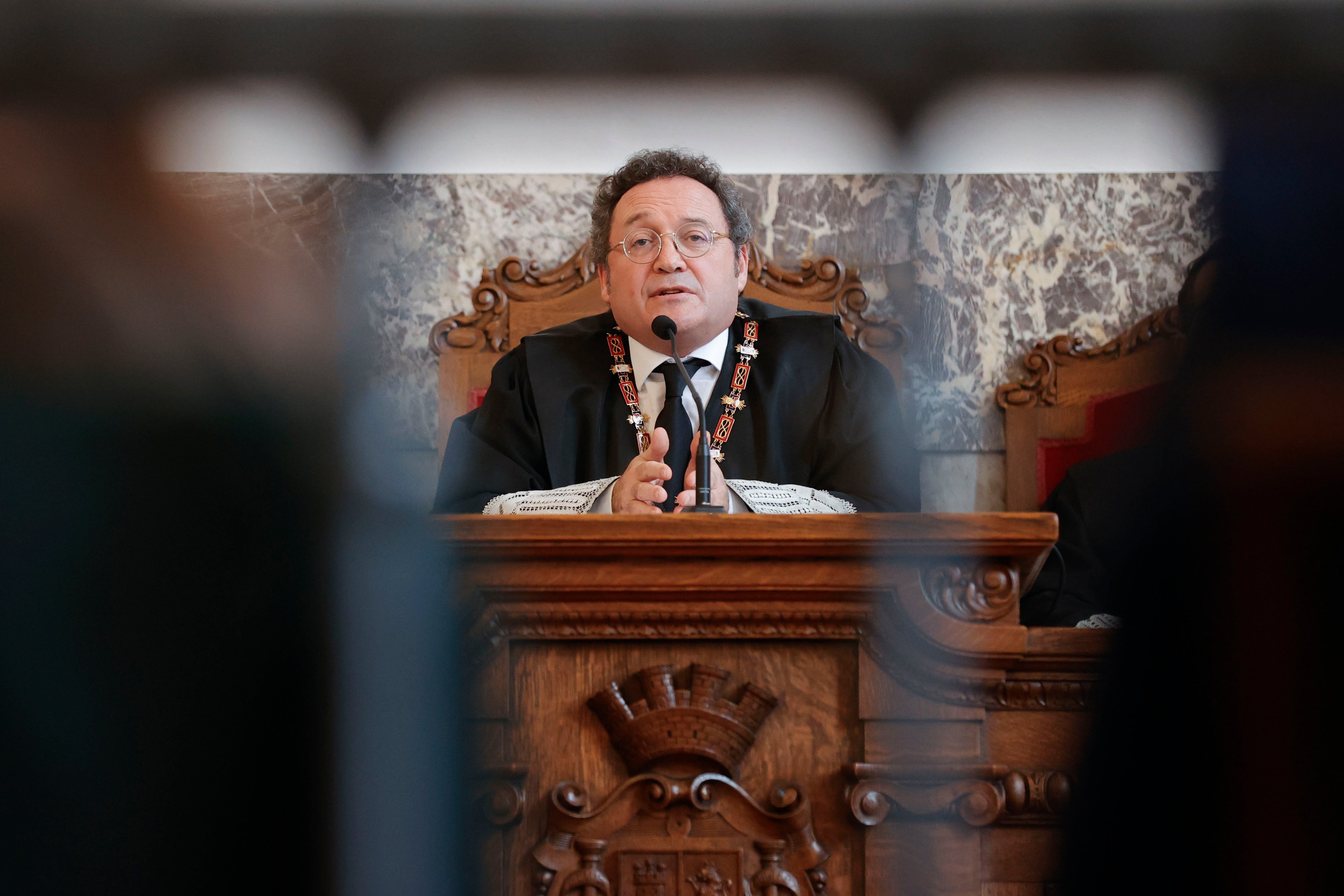 El Supremo condena a dos años de inhabilitación al fiscal general del  Estado por revelación de secretos por la filtración del correo del novio de  Ayuso | Tribunales | Cadena SER