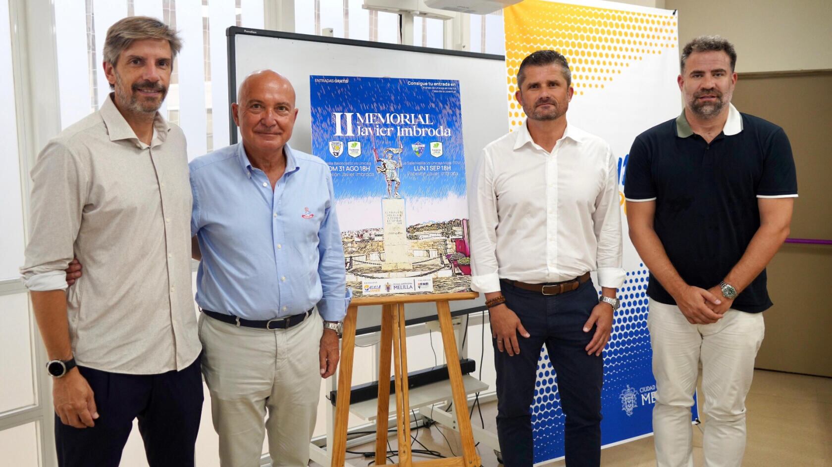 Autoridades, en la presentación del Trofeo Javier Imbroda