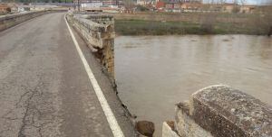 Puente de Villamuriel de Cerrato