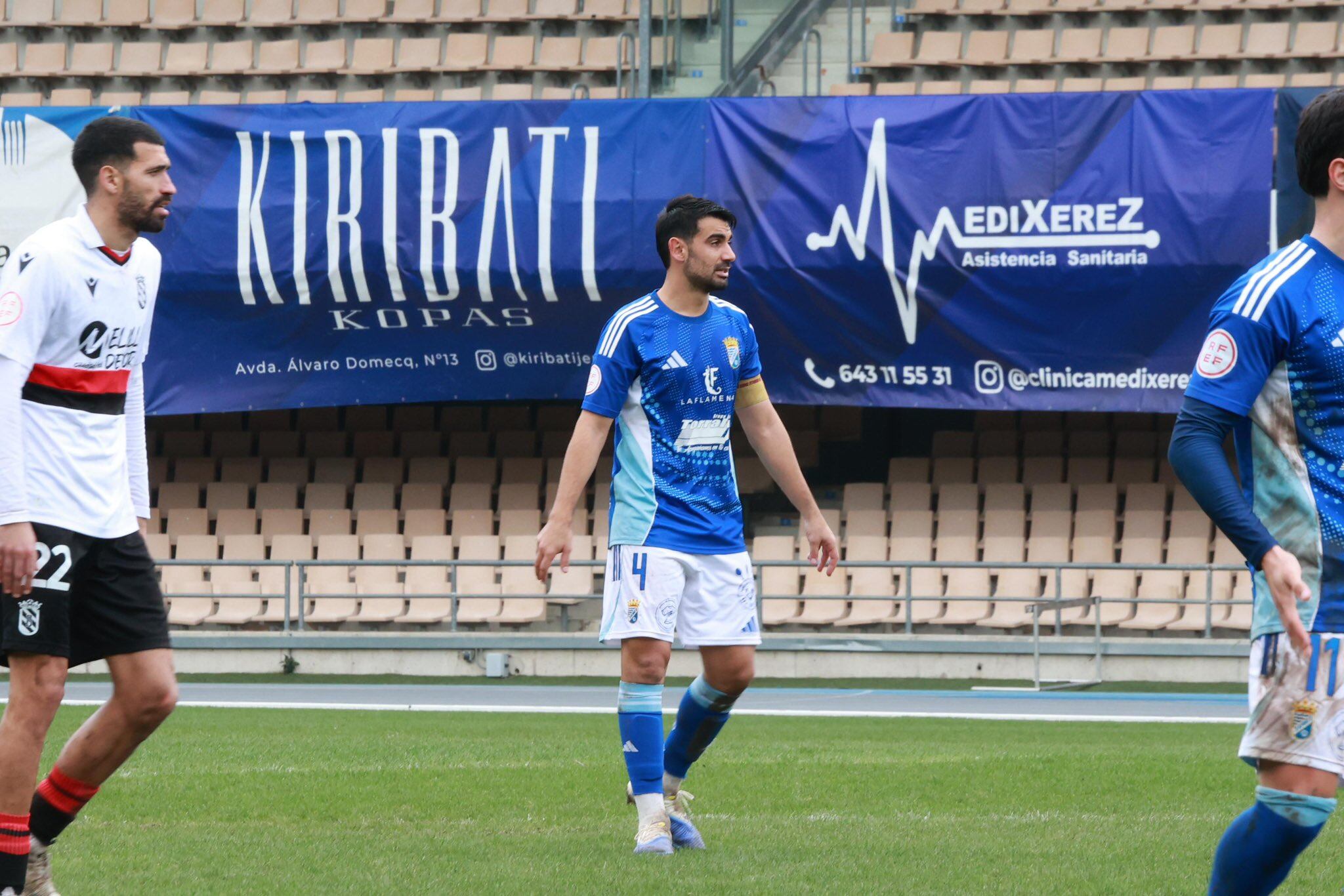 Adri volvió al equipo titular ante el Melilla