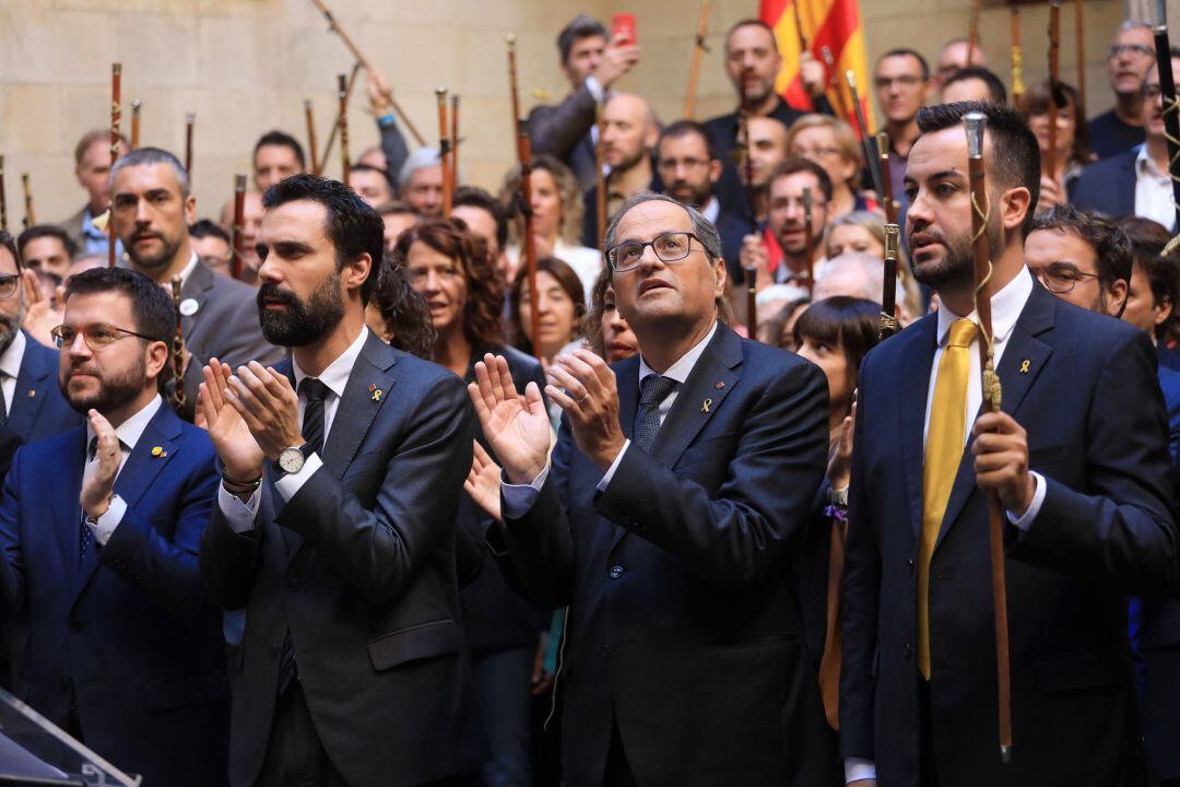 Acto con alcaldes en la Generalitat contra la sentencia del proceso independentista