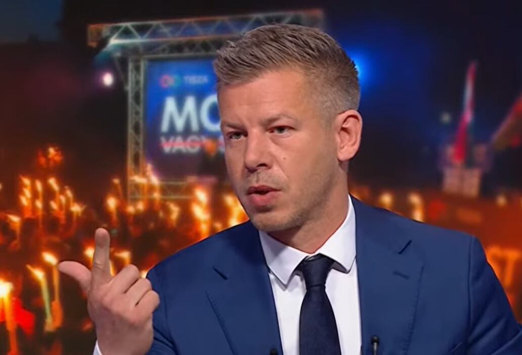 Un momento de la entrevista de Péter Magyar en la televisión pública de Hungriá