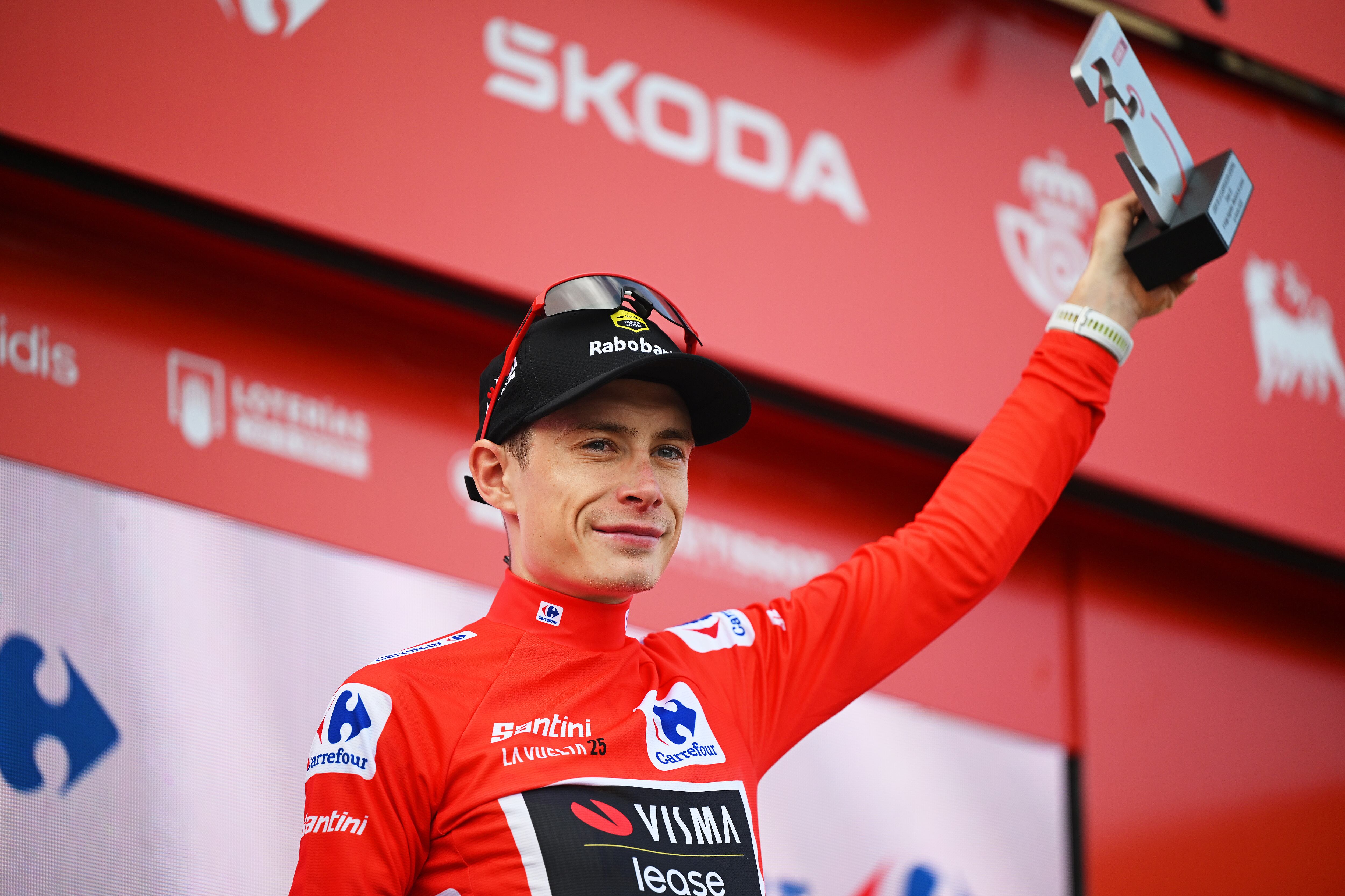 Jonas Vingegaard, con el 'maillot' rojo, durante la etapa del 7 de septiembre de La Vuelta España 2025