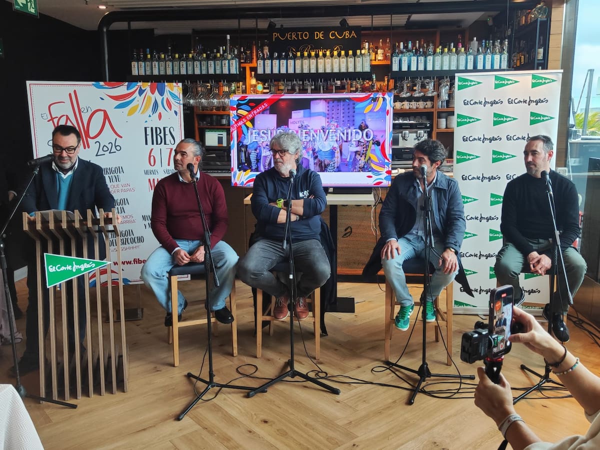 Los saeteros del Bizcocho y los cardenales del Yuyu, en la 13ª edición del Falla en Sevilla