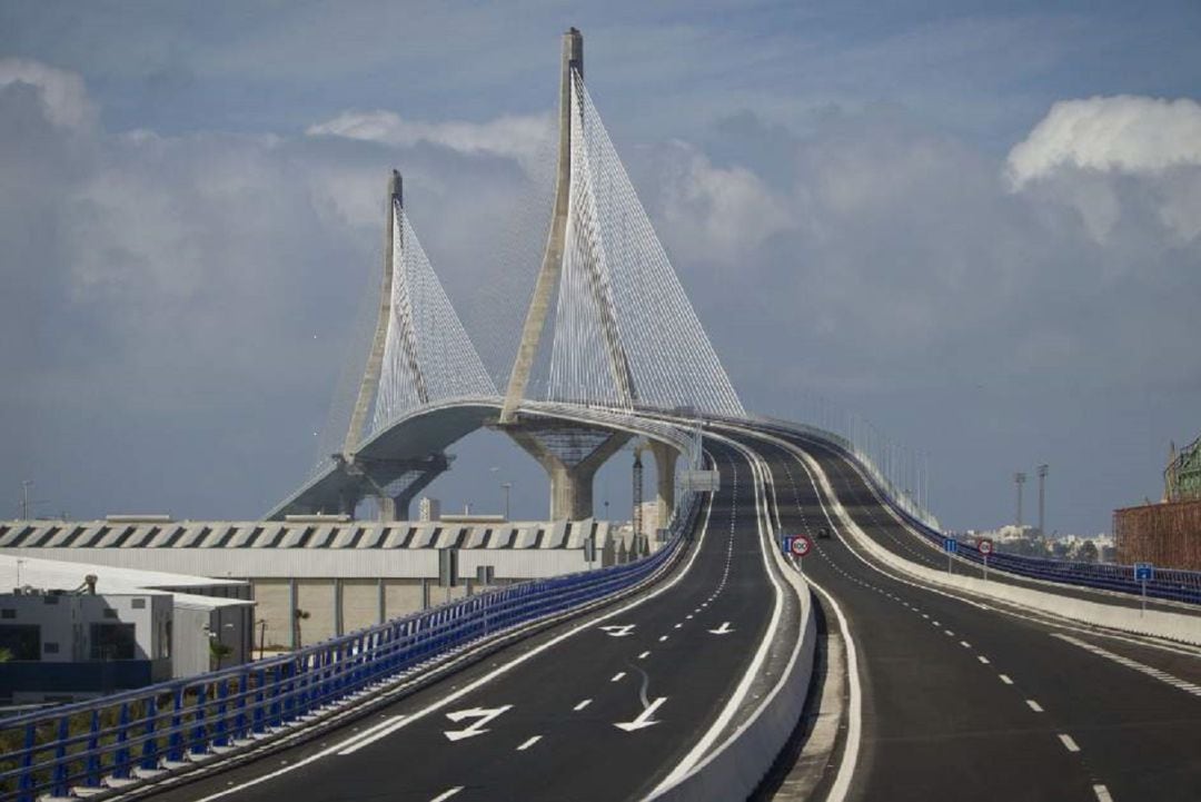 Segundo puente de acceso a Cádiz