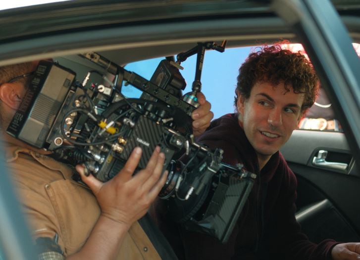 El actor conquense Alex Sorian Brown durante el rodaje de 'Me, after you'.