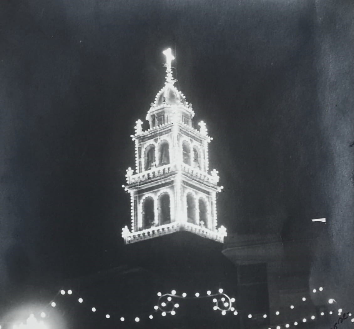 Iluminación de la torre de la Encina en 1961