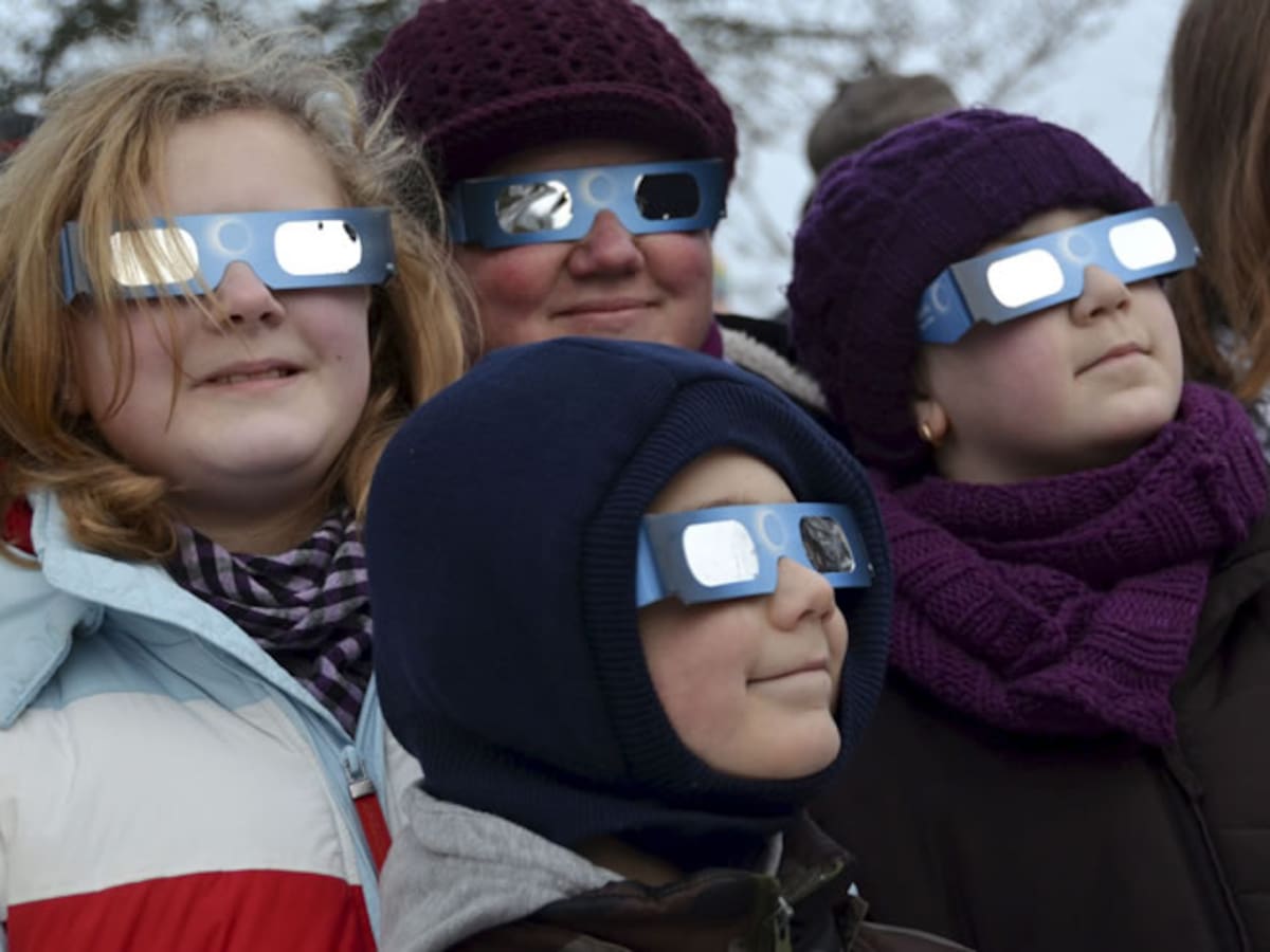Descubre cómo conseguir las gafas para el eclipse si vives en un pueblo de Palencia