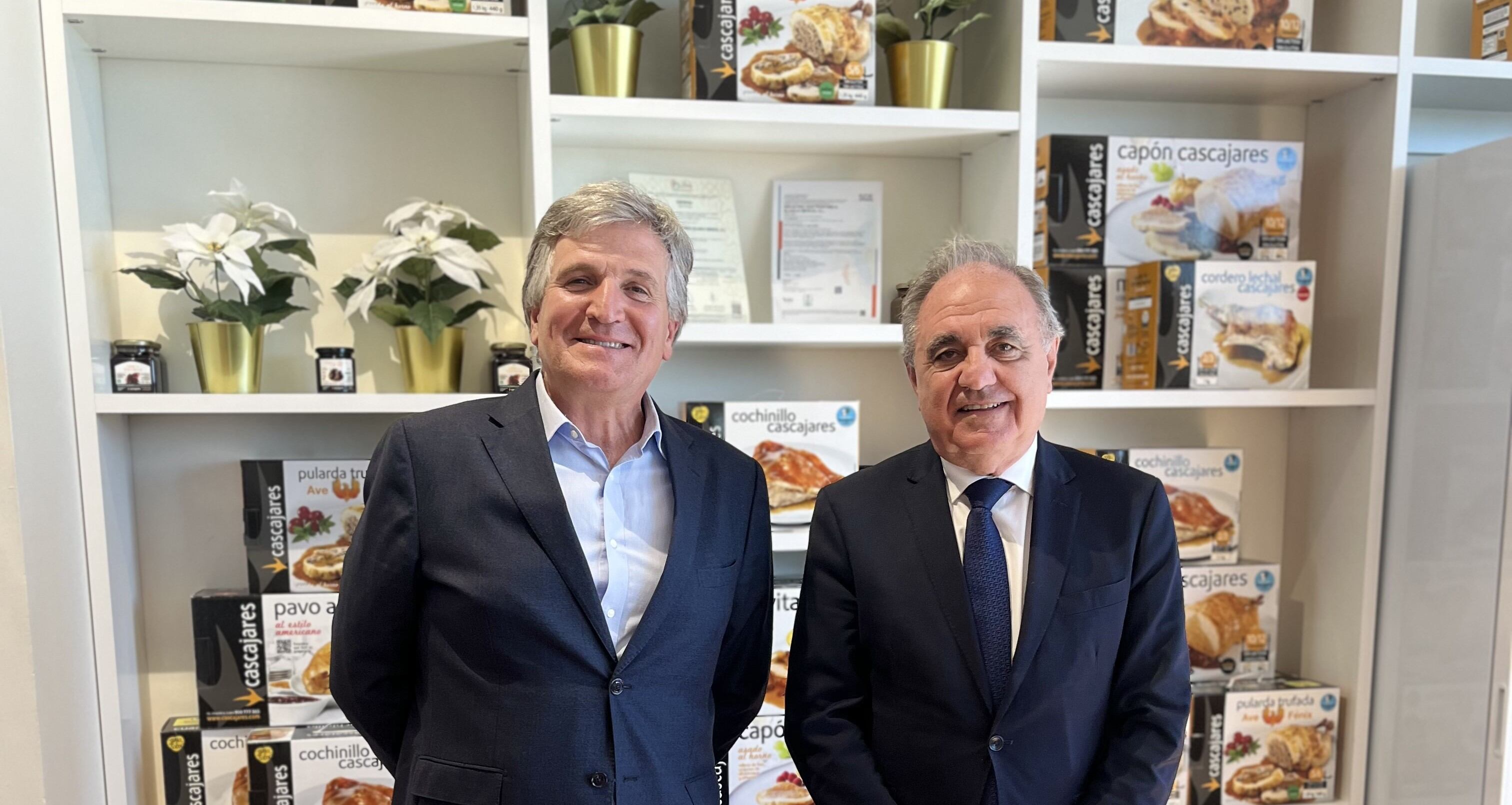 Alfonso Jiménez y José Antonio Rubio Mielgo en las instalaciones de cascajares