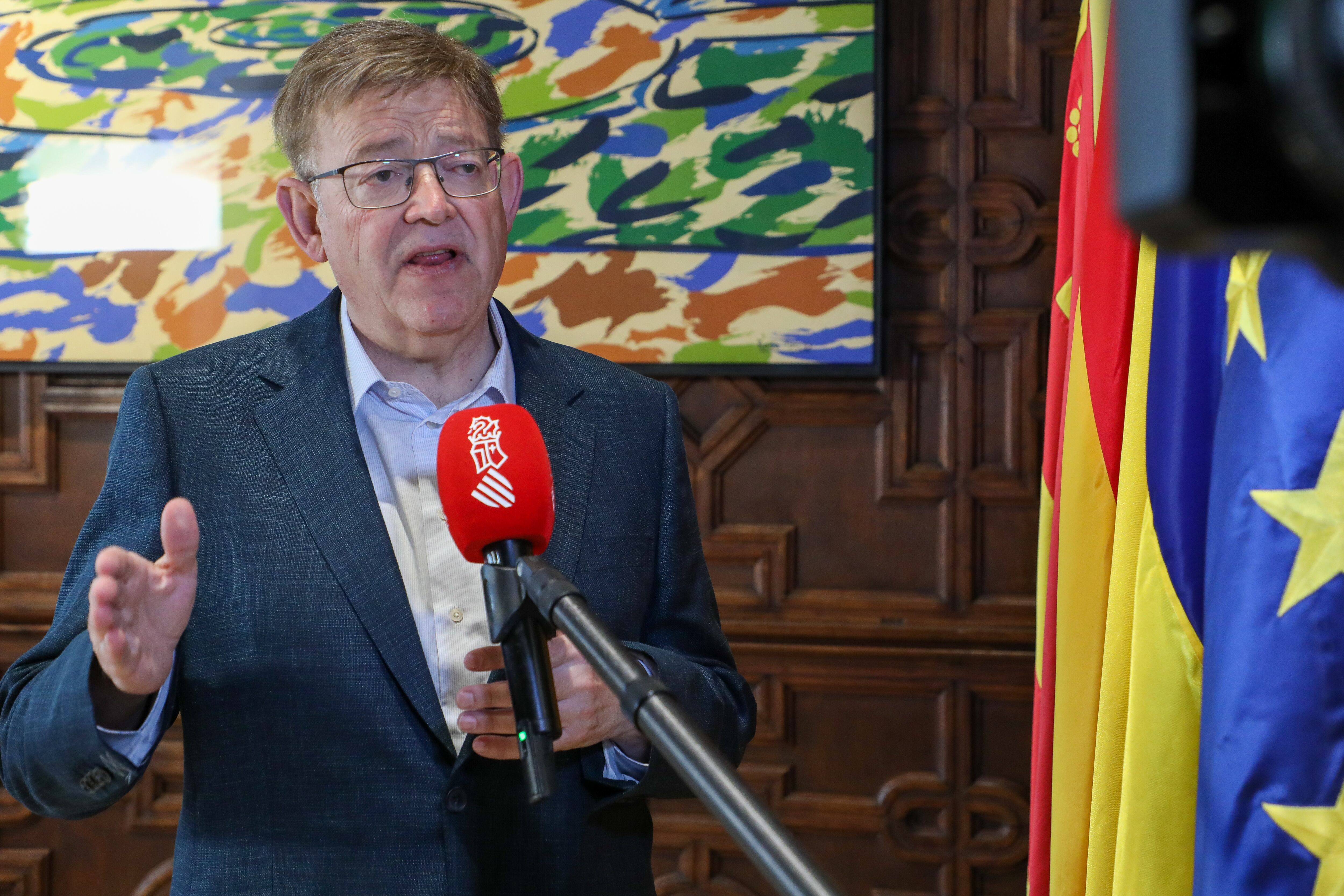 El president de la Generalitat Ximo Puig anuncia ayudas para empresas afectadas por la crisis de Argelia