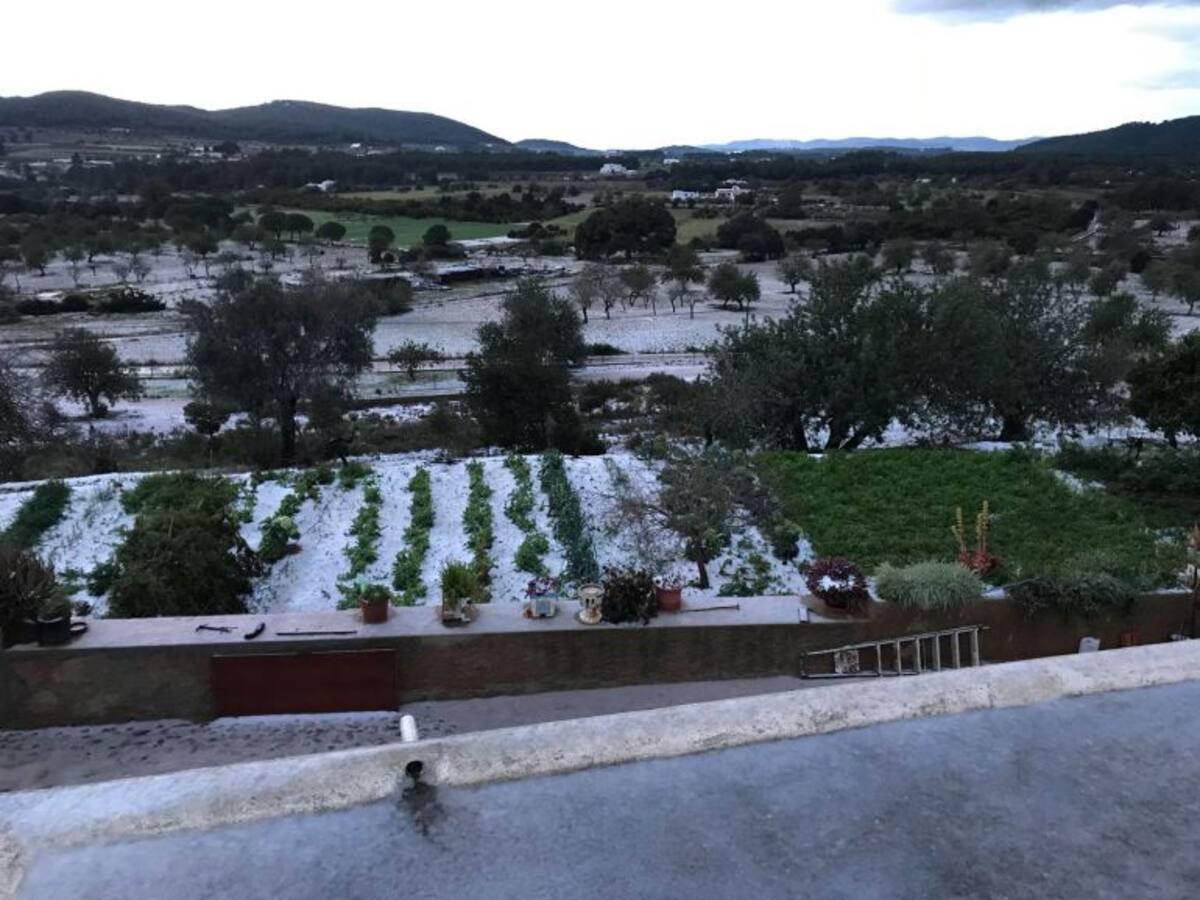 La nieve llega al norte de Ibiza