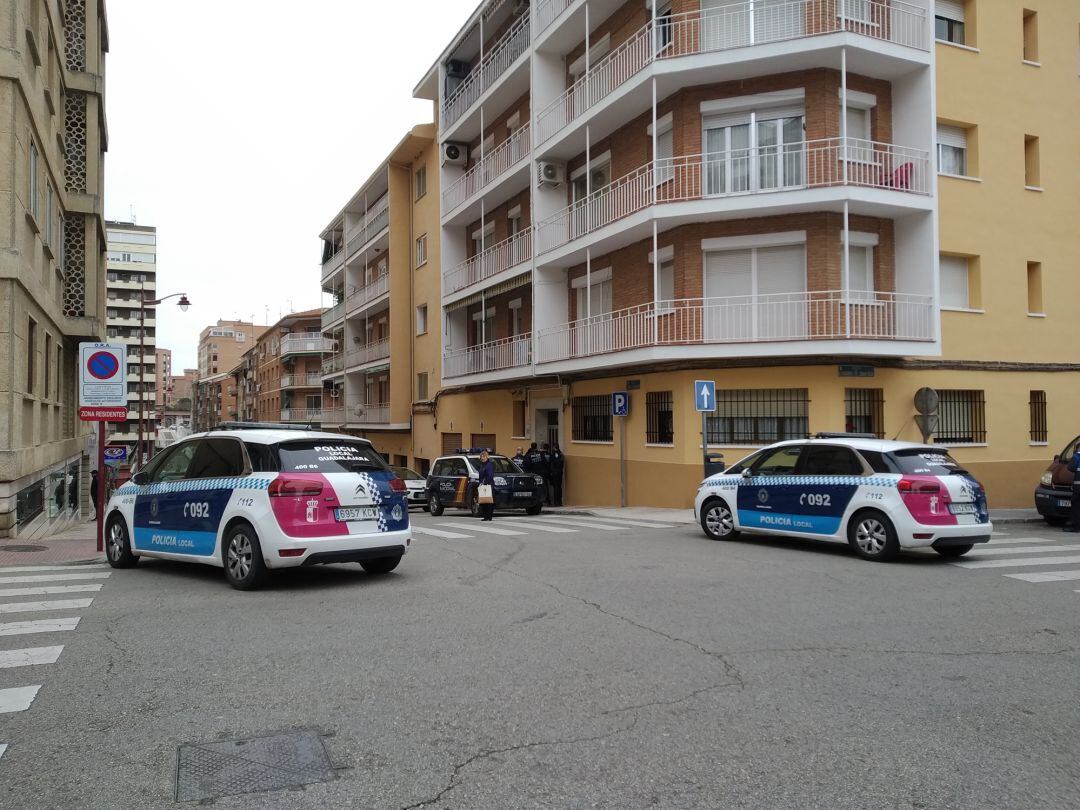 Patrullas de Policia Local y Nacional en Guadalajara