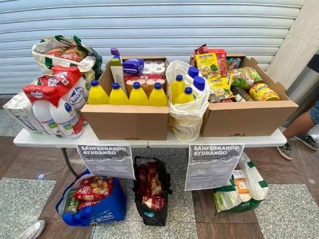Alimentos recogidos por el colectivo San Fernando Ayudando.