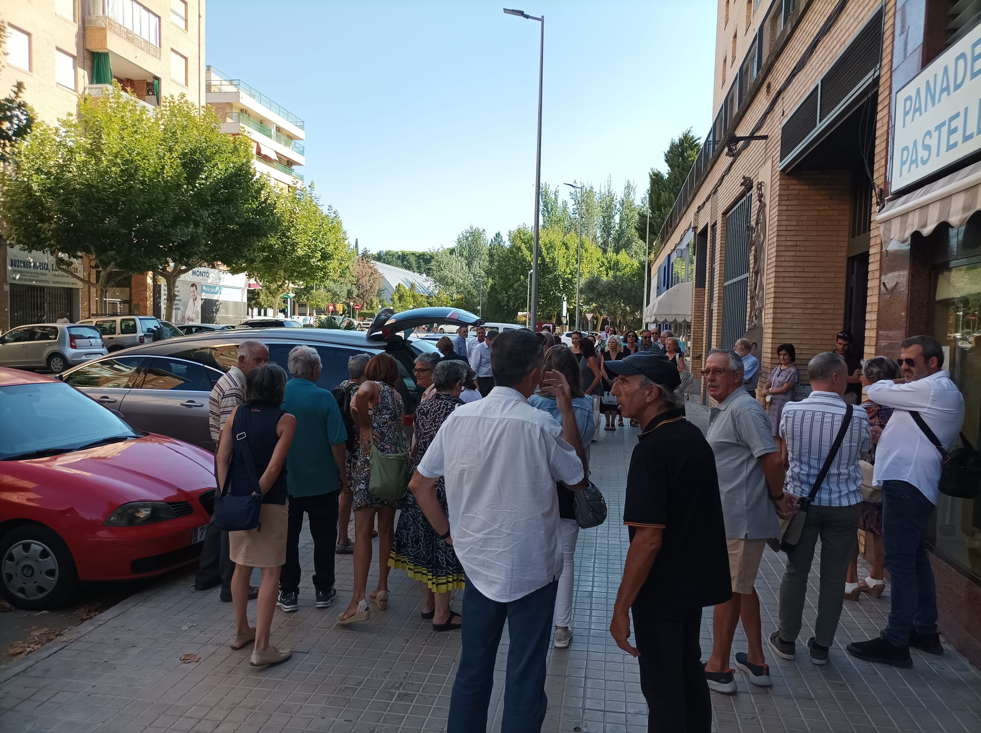 Asistentes al funeral de Mari Cruz Sarvisé