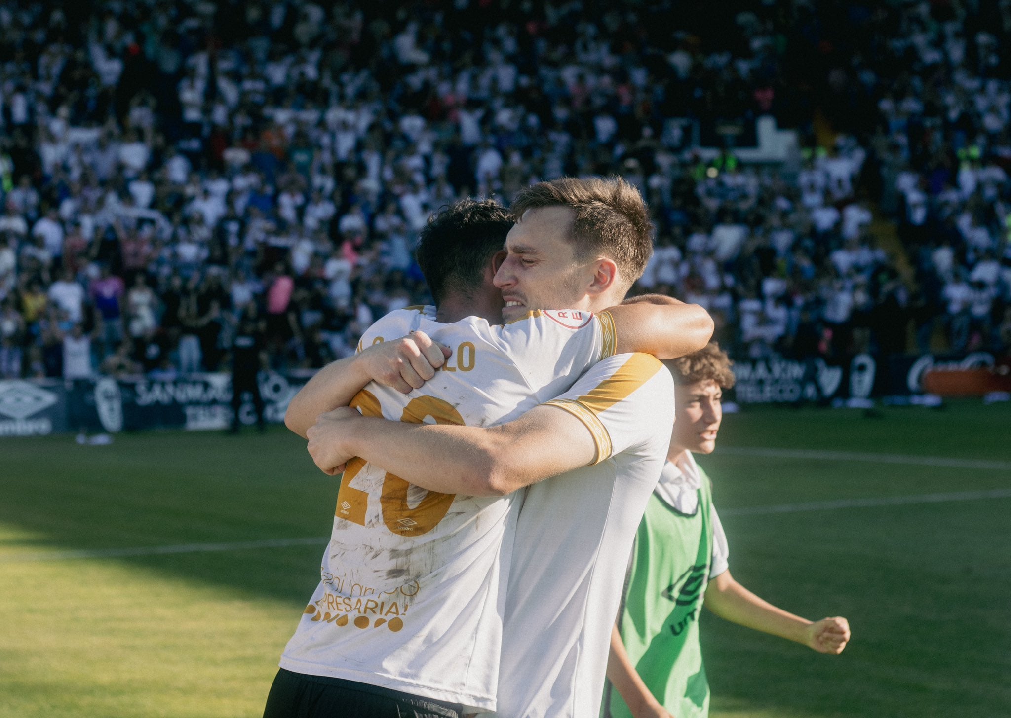 Fassani celebra el ascenso del Salamanca CF UDS