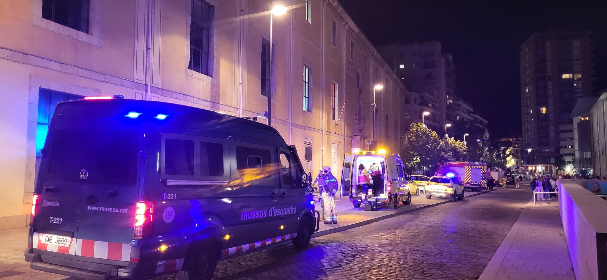 Varios heridos en una explosión en Girona.