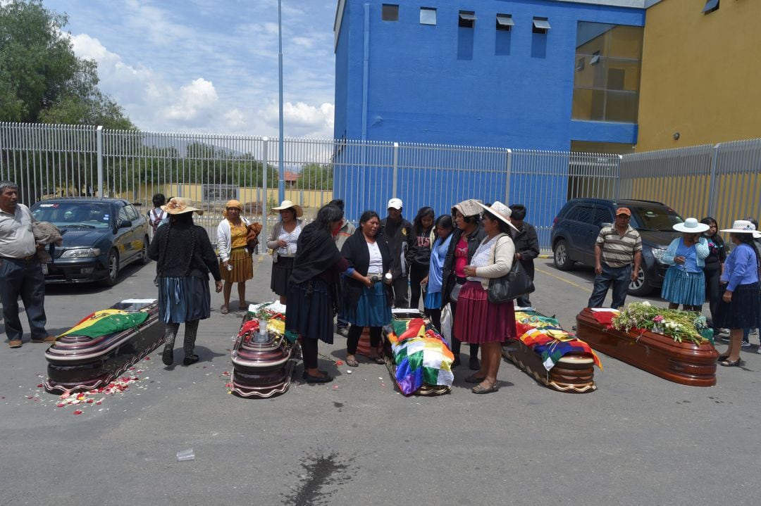 Al menos 23 muertos y 715 los heridos en Bolivia