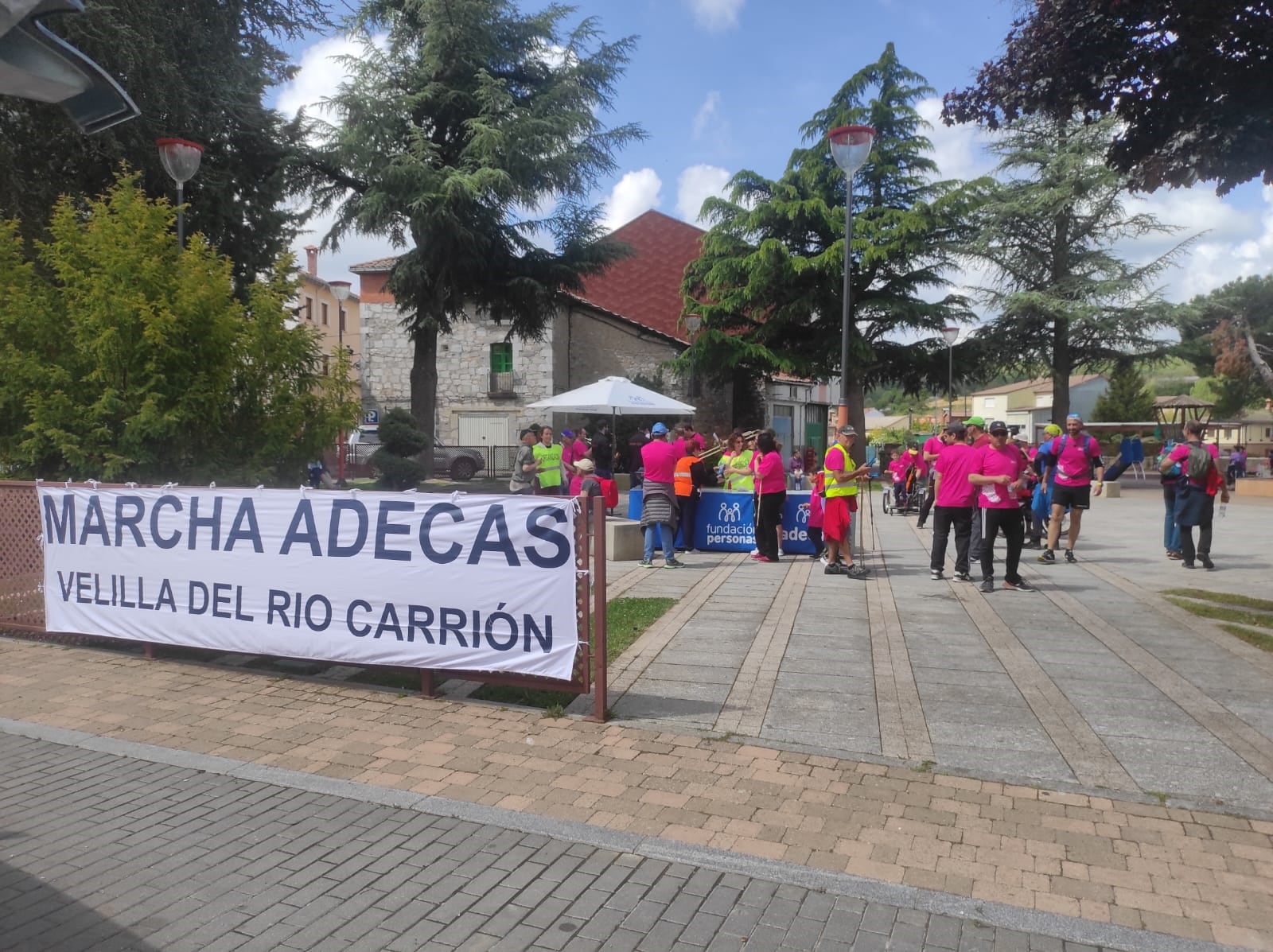 Gullón participa en la marcha ADECAS