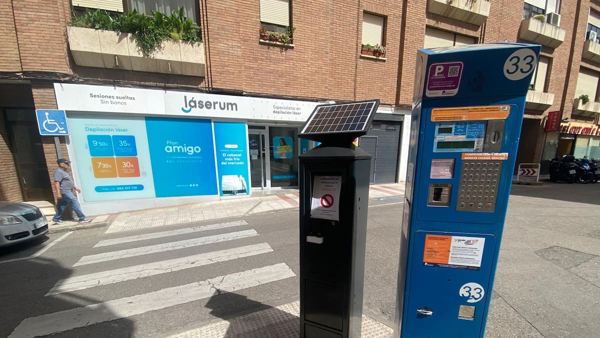 El PSOE se compromete a eliminar la ampliación de la zona azul si llega al gobierno