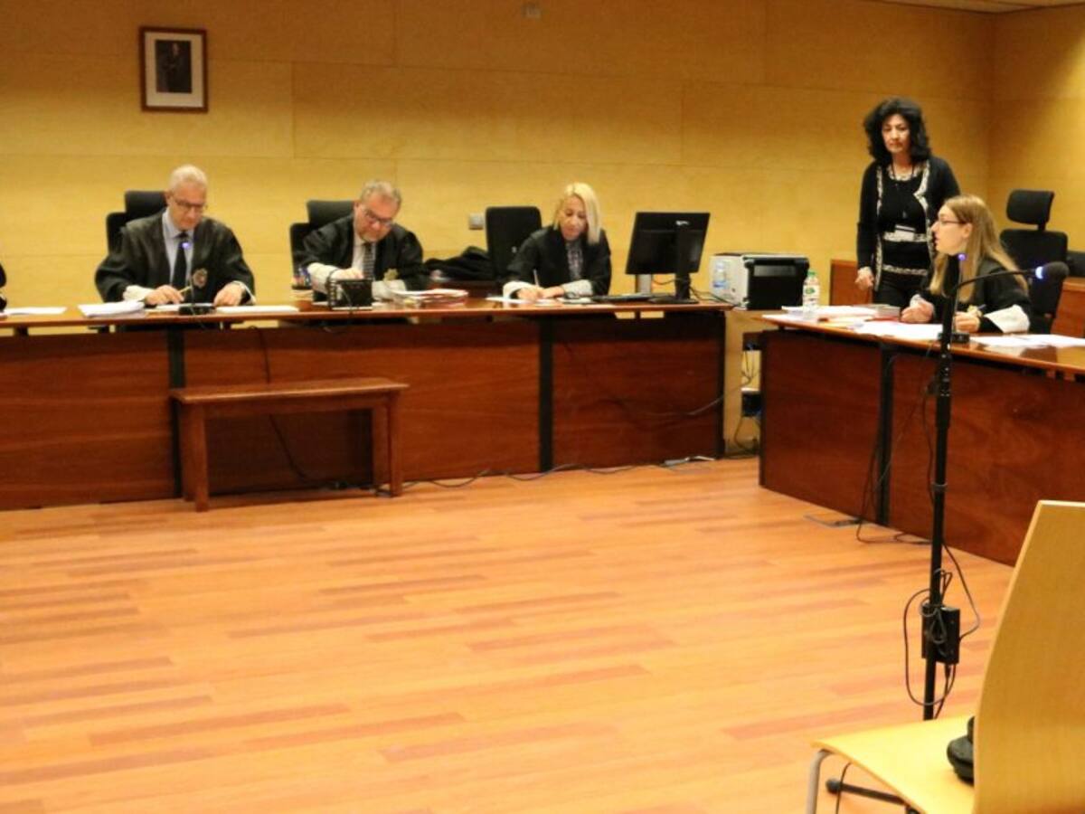 Se enfrenta a 18 años de prisión por maltratar, insultar, amenazar y violar a su pareja en Roses