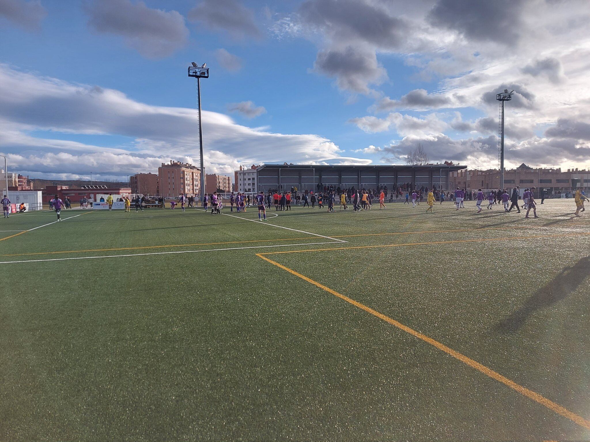 Imagen del final del partido que enfrentó a Colegios Diocesanos y Palencia Cristo Atlético