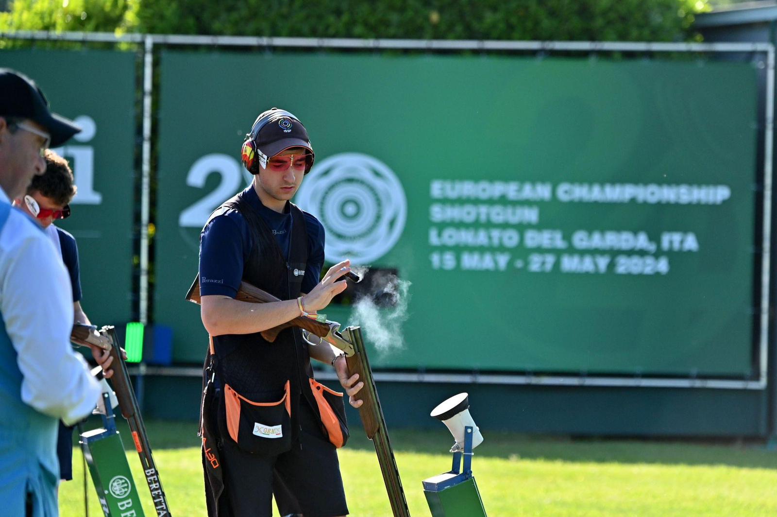 Andrés García, de Aliaguilla (Cuenca), compite en tiro olímpico en París 2024.