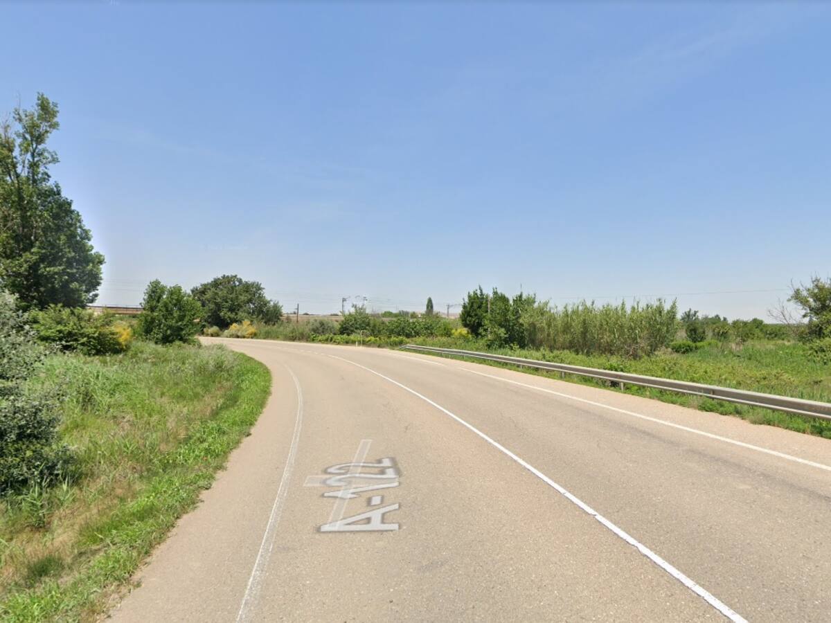 Un motorista de 22 años aparece muerto en una carretera de Épila