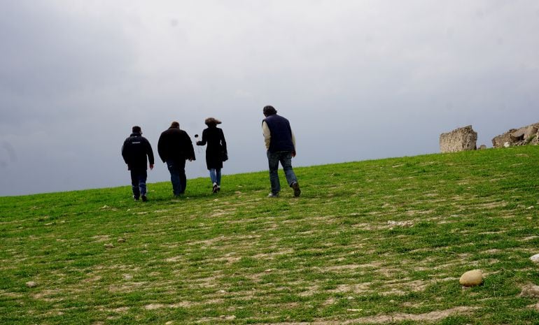 Cerro de la Muela (Driebes) bajo el que se localiza la ciudad romana de Caraca.