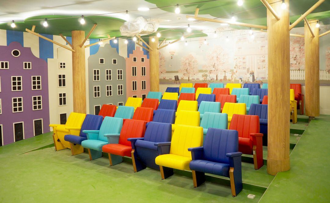 Sala de cine para los niños ingresados en el Hospital Clínico Universitario de Valladolid