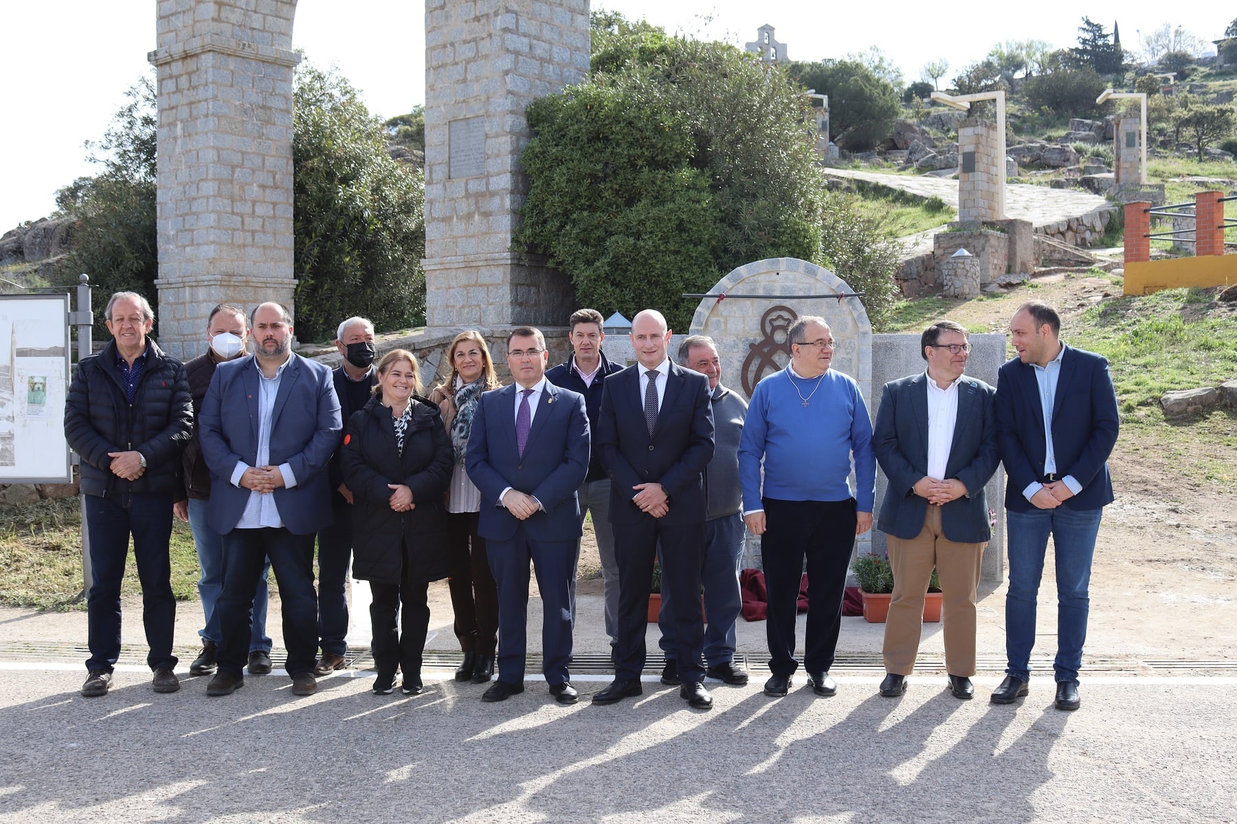 Inauguración del abastecimiento de agua potable en el poblado del Santuario de la Virgen de la Cabeza.