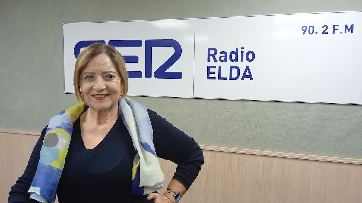 Carmen Castaño, en Hoy por Hoy Elda Vinalopó, ha recordado su trayectoria como pintora