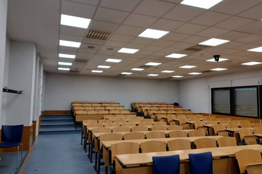 Tecnología LED en una de las aulas de la URJC