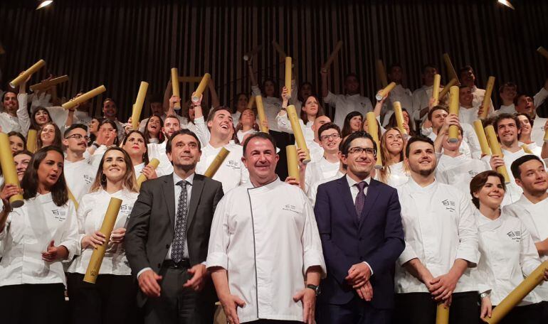 Foto de la cuarta promoción de del Grado en Gastronomía y Artes Culinarias del Basque Culinary Center.