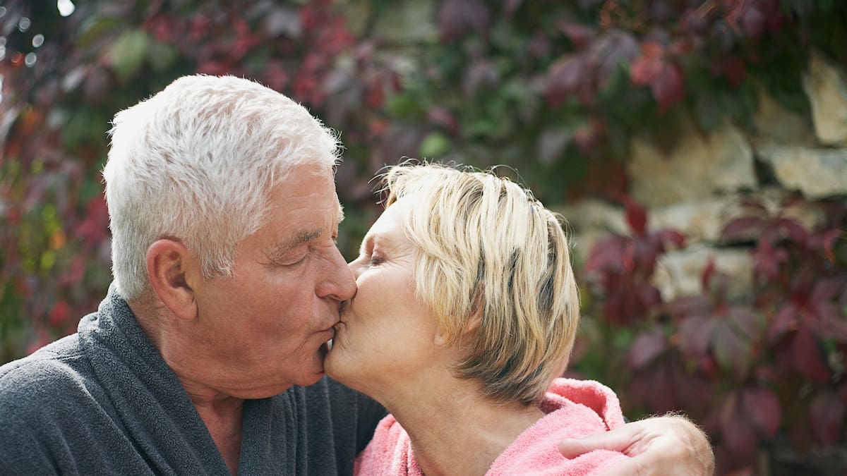 Entrevistamos al geriatra Fran Soria sobre ETS en la tercera edad