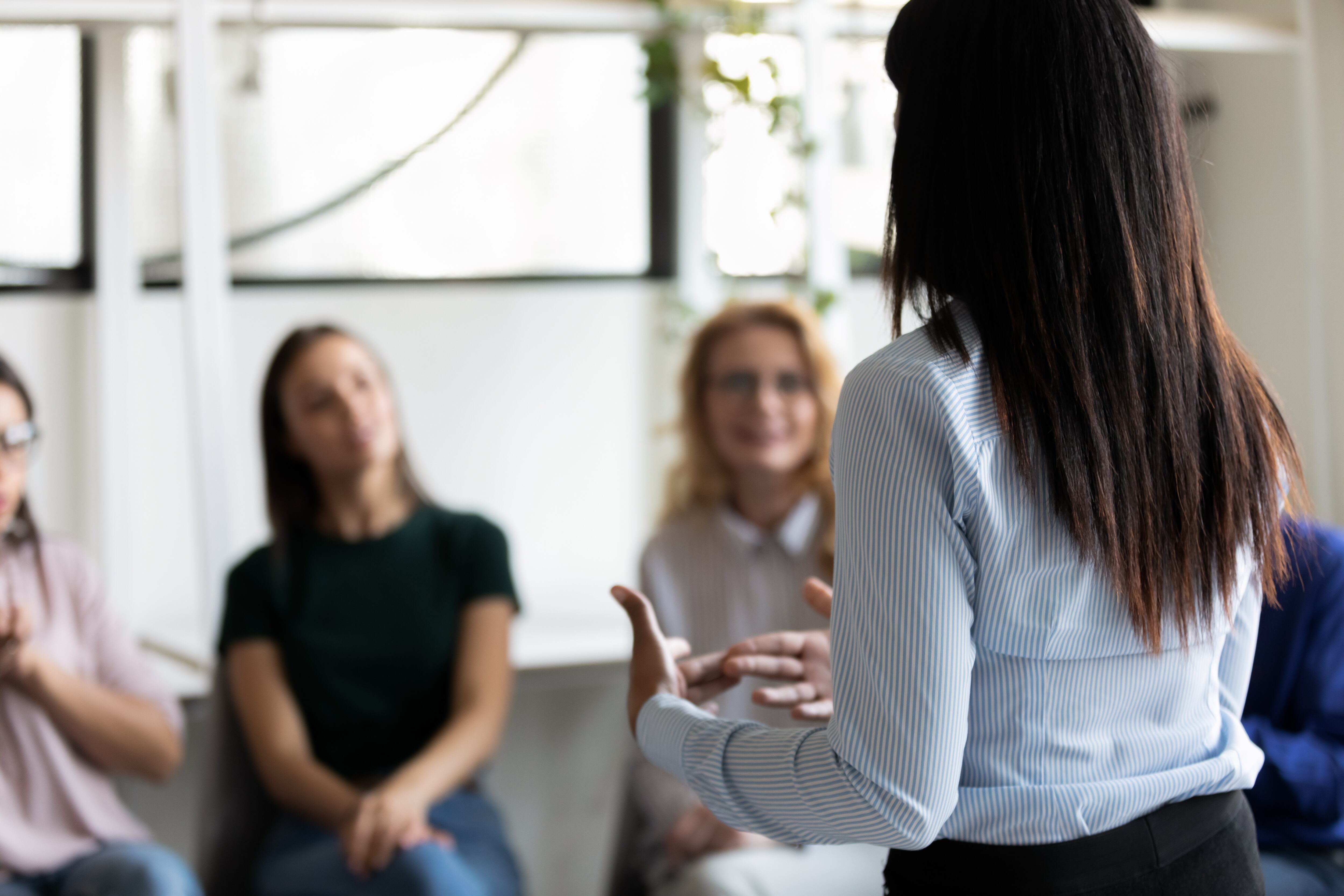 Los cursos se van a celebrar los lunes por la mañana y los martes por la tarde