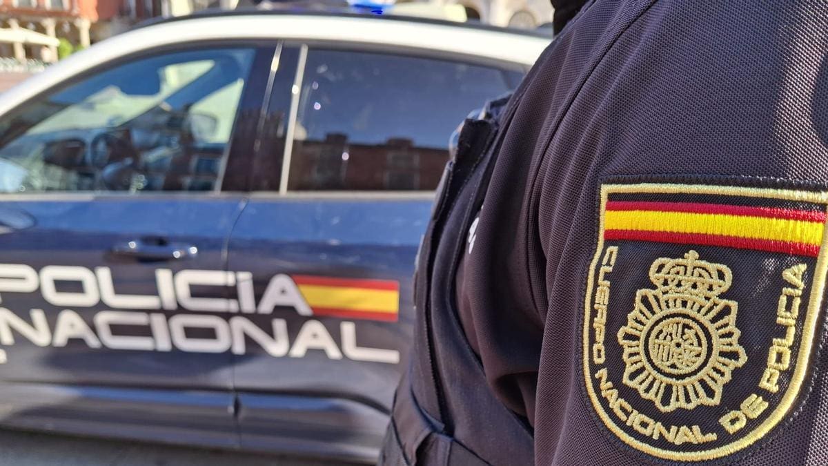 Detenida tras intentar ocultar hachís en su sujetador