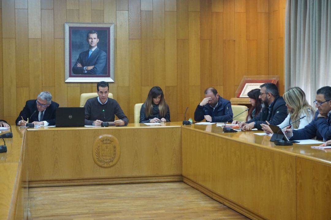 Sesión plenaria de Elda