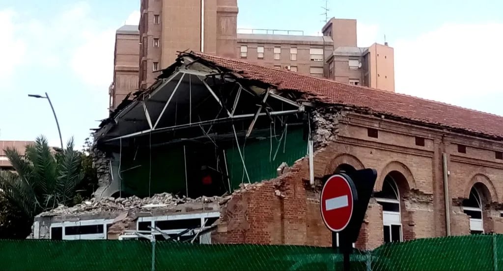 El cocherón histórico de Renfe en Lorca ha sido demolido por las obras del AVE