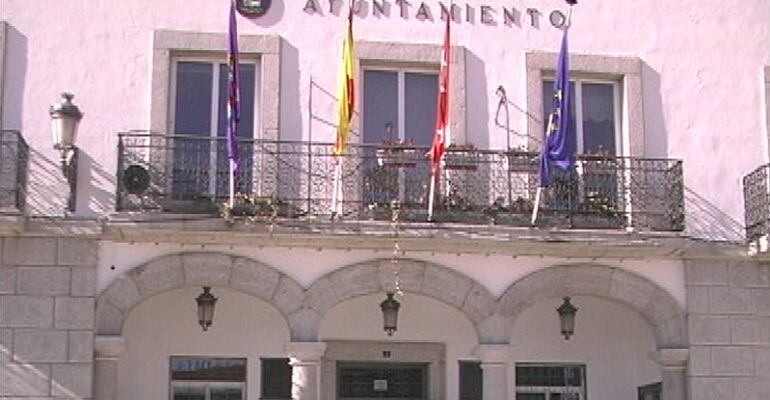 Fachada del ayuntamiento de Colmenar Viejo